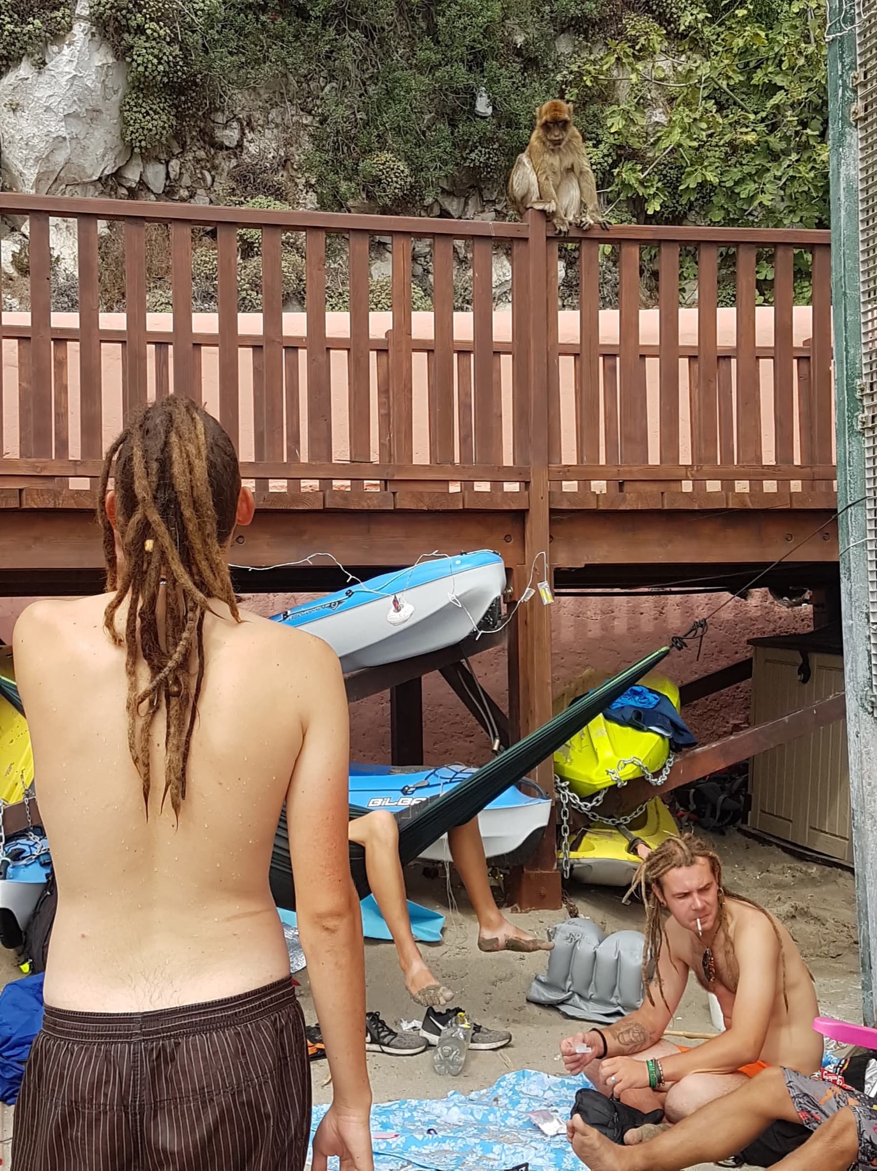 Obóz na plaży w Gibraltarze.