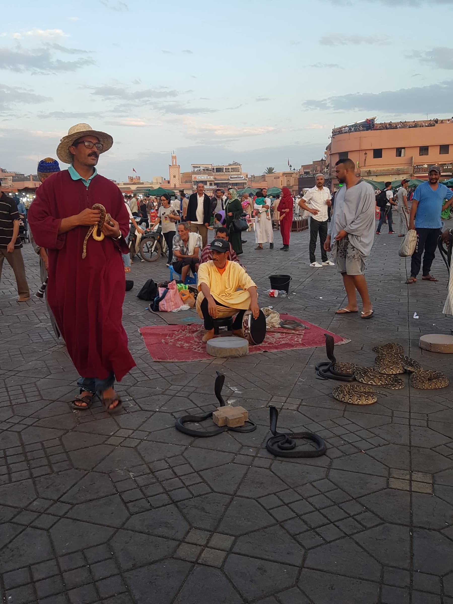 Plac w Marrakeszu.